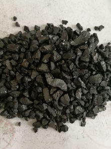 濟南脫硫?qū)Ｓ没钚蕴?/></p><h3>2、活性炭脫硫脫硝工藝流程介紹</h3><p>活性炭脫硫脫硝工藝是一種環(huán)保型的脫硫技術(shù)，具體流程如下：</p><p>將煙氣通過噴水裝置降溫至50℃以下，然后將降溫后的煙氣通過脫硫裝置進行脫硫處理，此時的脫硫效率一般達到90%以上。</p><p>接下來，脫硫后的煙氣進入脫硝裝置，活性炭在其中發(fā)揮著重要的作用?；钚蕴磕芪綗煔庵械腘Ox，吸附后的活性炭需要被再次脫附，再次進入反應室進行再生。</p><p>通過排氣管將處理后的煙氣排入大氣中，達到了脫硫脫硝的目的。</p><p>活性炭脫硫脫硝工藝具有凈化效率高、操作簡單、維護成本低等優(yōu)點，越來越受到人們的重視和關(guān)注。</p><p style=
